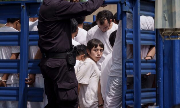 Congreso salvadoreño aprobó reformas a la Ley Penal Juvenil para que menores de edad condenados o juzgados por crimen organizado sean enviados a penales comunes