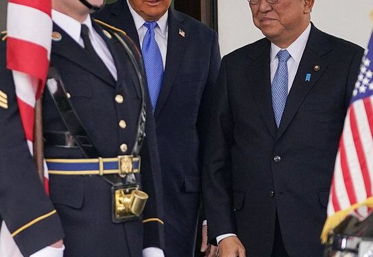 EE.UU. y Japón logran acuerdos en seguridad, inversión y comercio.