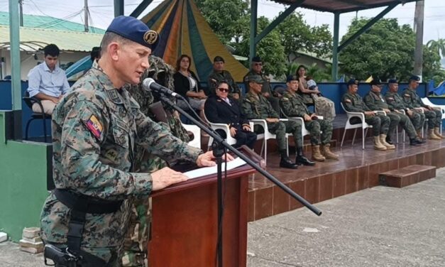 Asesinan a coronel en las afuera de una cárcel en Guayaquil, Ecuador