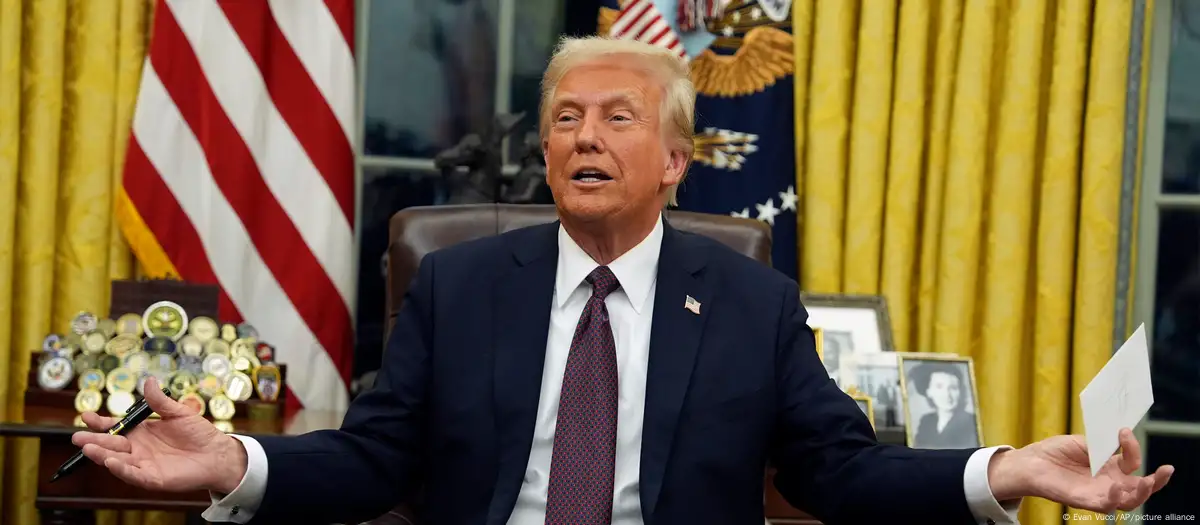 Donald Trump firma orden para eliminar el Departamento de Educación de EE. UU.