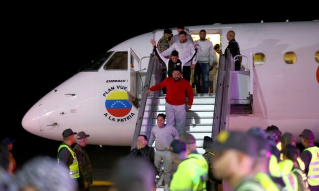 Más venezolanos son deportados