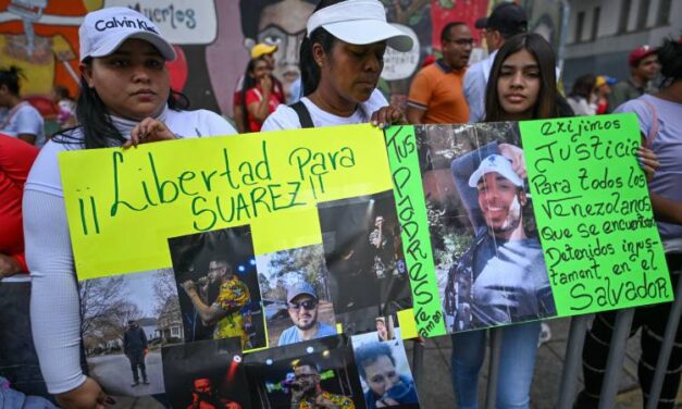 Protestas en Caracas para exigir liberación de venezolanos deportados de EEUU y enviados a El Salvador