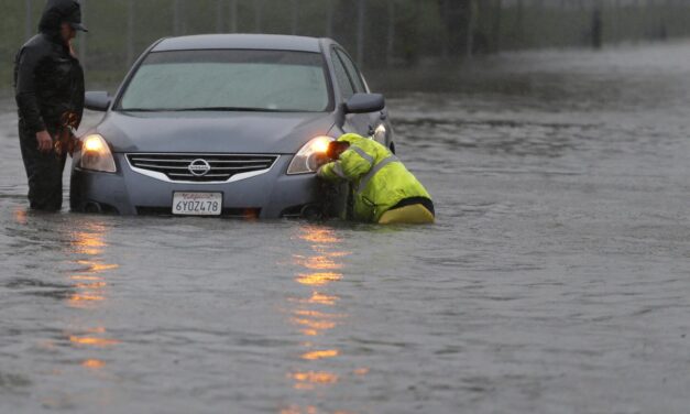 Evacuaciones en el sur de California ante la llegada de una tormenta intensa