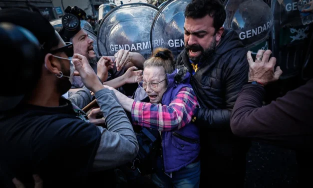 Violentos Enfrentamientos en Buenos Aires por Jubilaciones