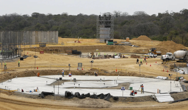 Ecuador construye cárcel similar al CECOT