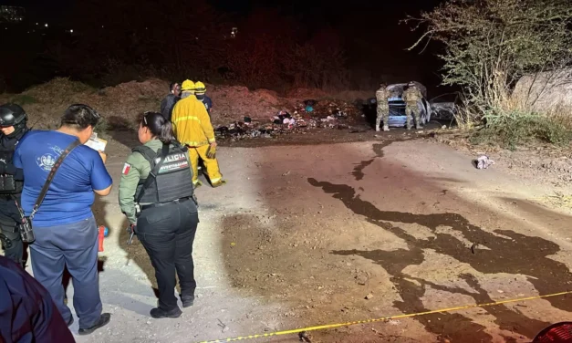 Localizan cuerpo carbonizado en la cajuela de un vehículo incendiado en Culiacán, México