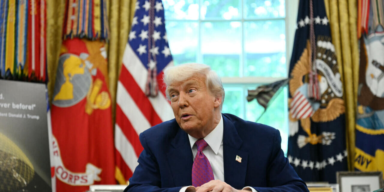 Trump celebró la reactivación de sus aranceles y criticó a los jueces que fallaron en su contra