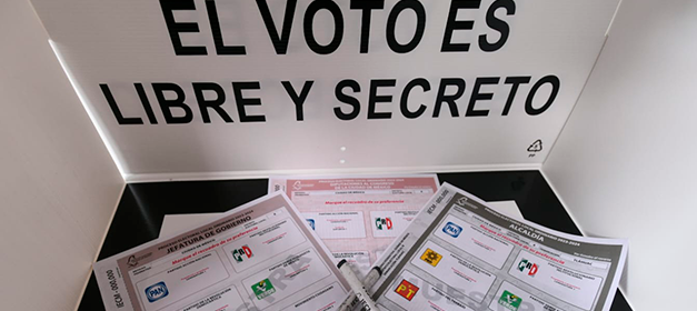 México permite a votantes llevar su decisión por escrito