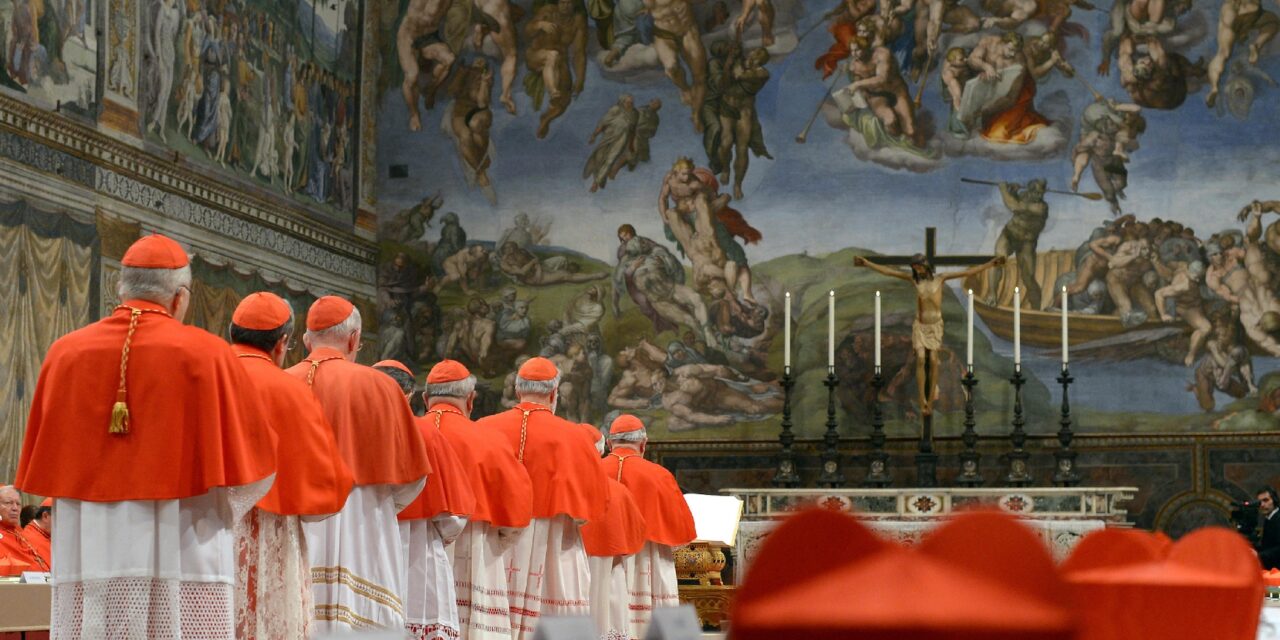 Cardenales se preparan para el encierro