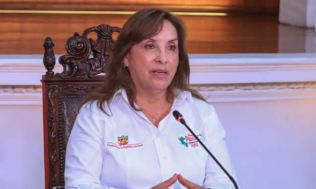 Dina Boluarte alcanza mínimo histórico de aprobación con solo 2 %
