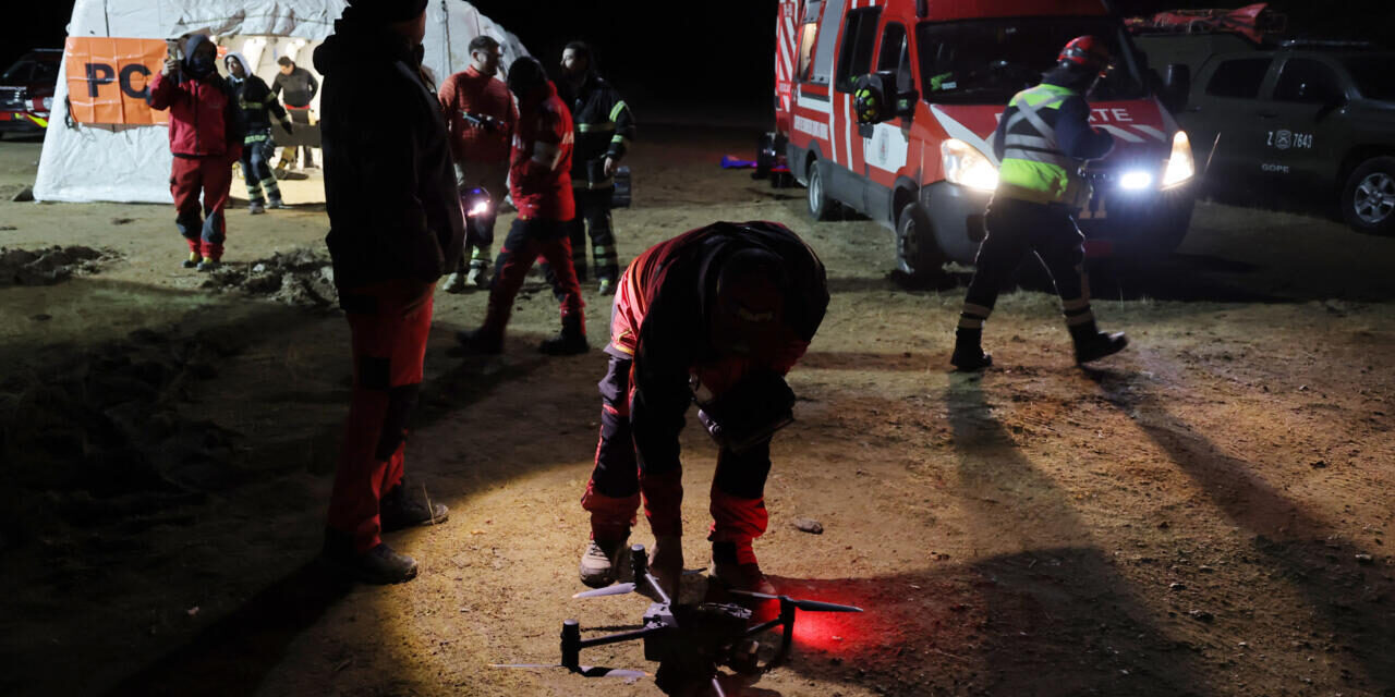 Encontraron los cuerpos de los seis ocupantes de un avión ambulancia que se estrelló en Chile