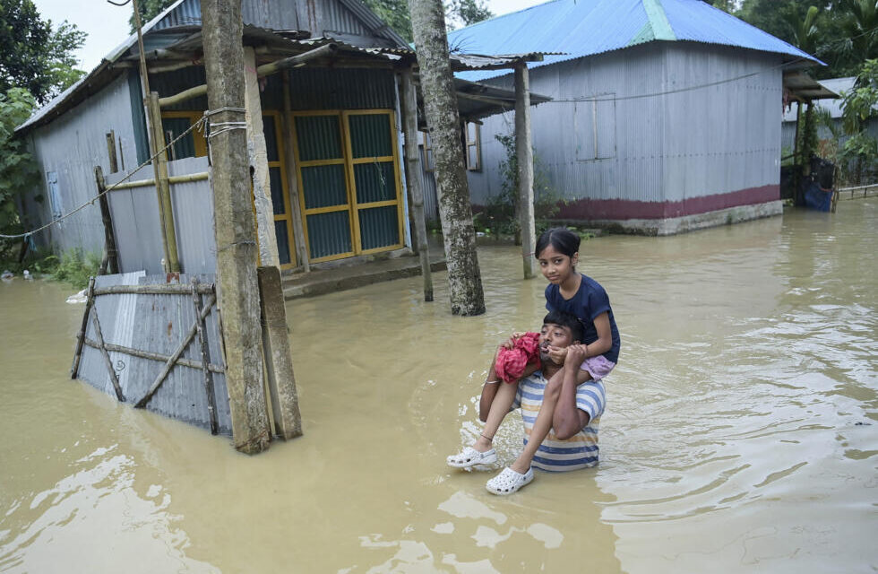Fuertes lluvias provocan inundaciones severas en India