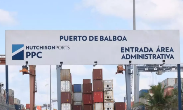 China pide «cautela» en el proyecto de venta de puertos de Panamá a EE. UU.
