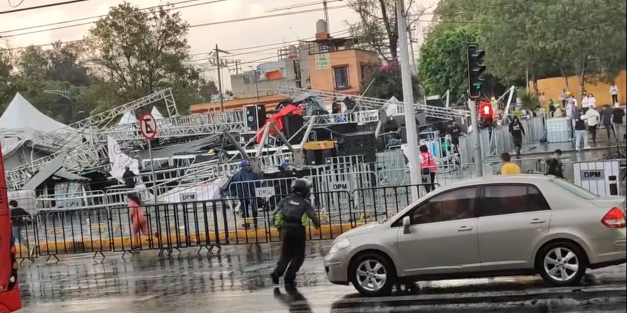 Colapsa escenario durante ensayo de concierto por el Día de las Madres en Ciudad de México