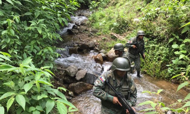 Ocho militares fueron asesinados durante un operativo contra la minería ilegal en Orellana, Ecuador