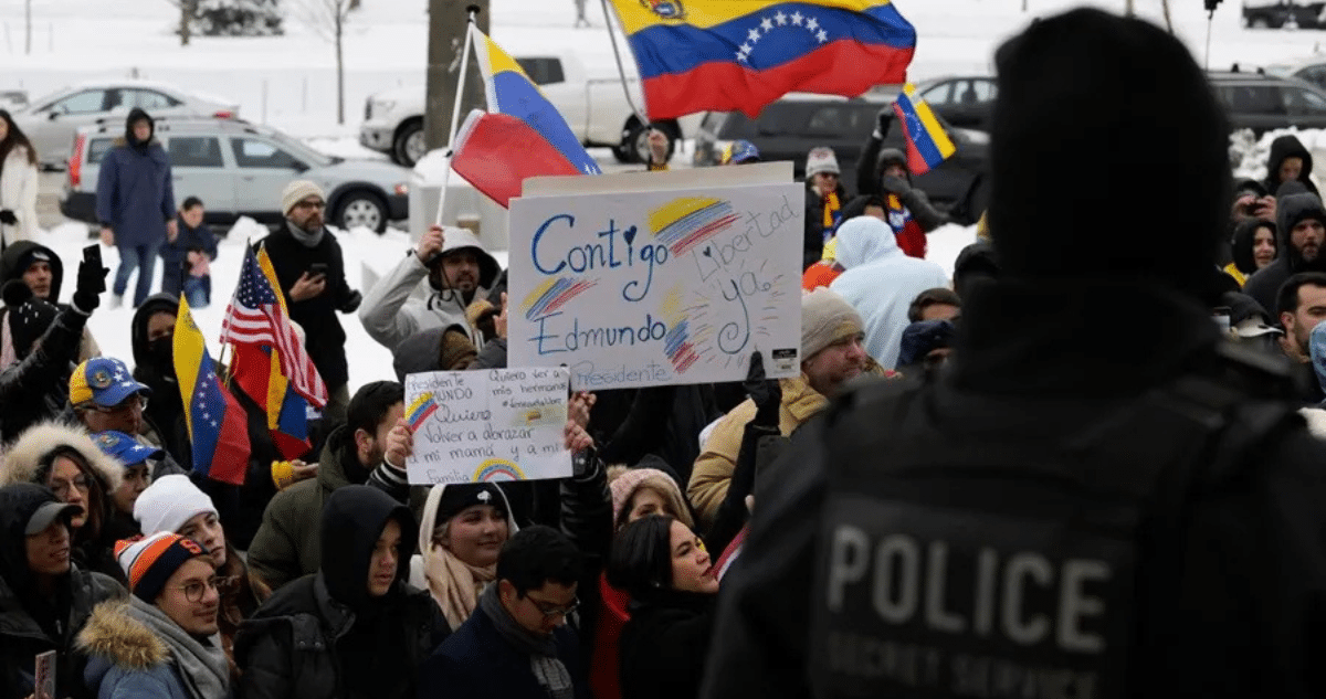 Corte permite al presidente Trump revocar TPS para migrantes venezolanos
