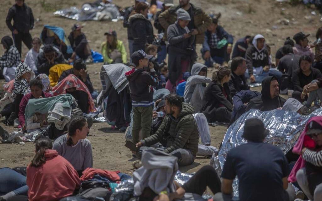 Estados Unidos rechaza considerar un reality show donde migrantes compiten por la ciudadanía