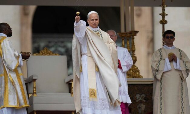 Presidente de España invita al papa León XIV a Sevilla
