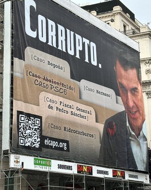 Españoles acusan al presidente de corrupción