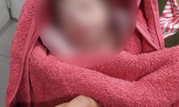 Un bebé recién nacido fue abandonado en el baño de un supermercado en México
