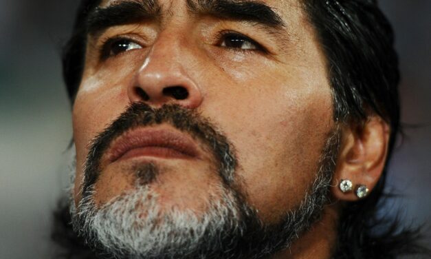 Declaran nulo el juicio por la muerte de Diego Maradona