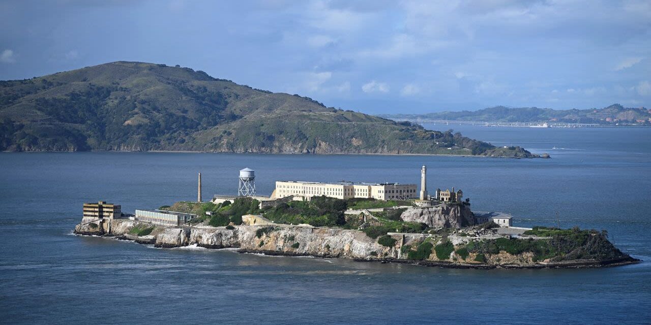 Trump quiere reabrir y reconstruir Alcatraz