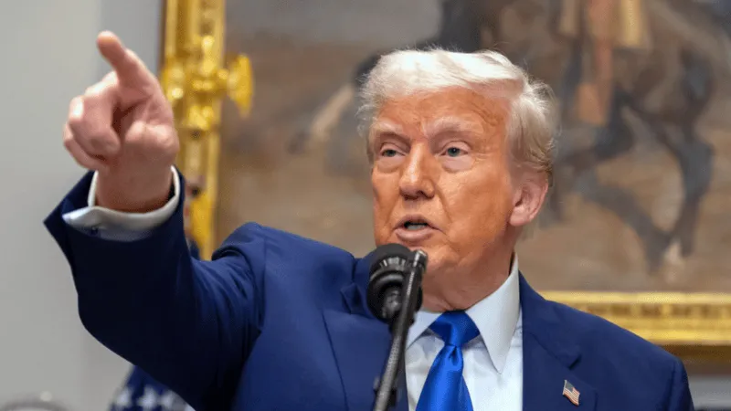 Trump exige investigar a artistas «antipatriotas» que apoyaron a Kamala Harris