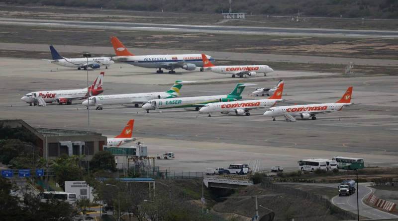 Venezuela suspende todos los vuelos provenientes de Colombia