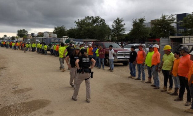 ICE irrumpió en una construcción en Virginia y desató una estampida