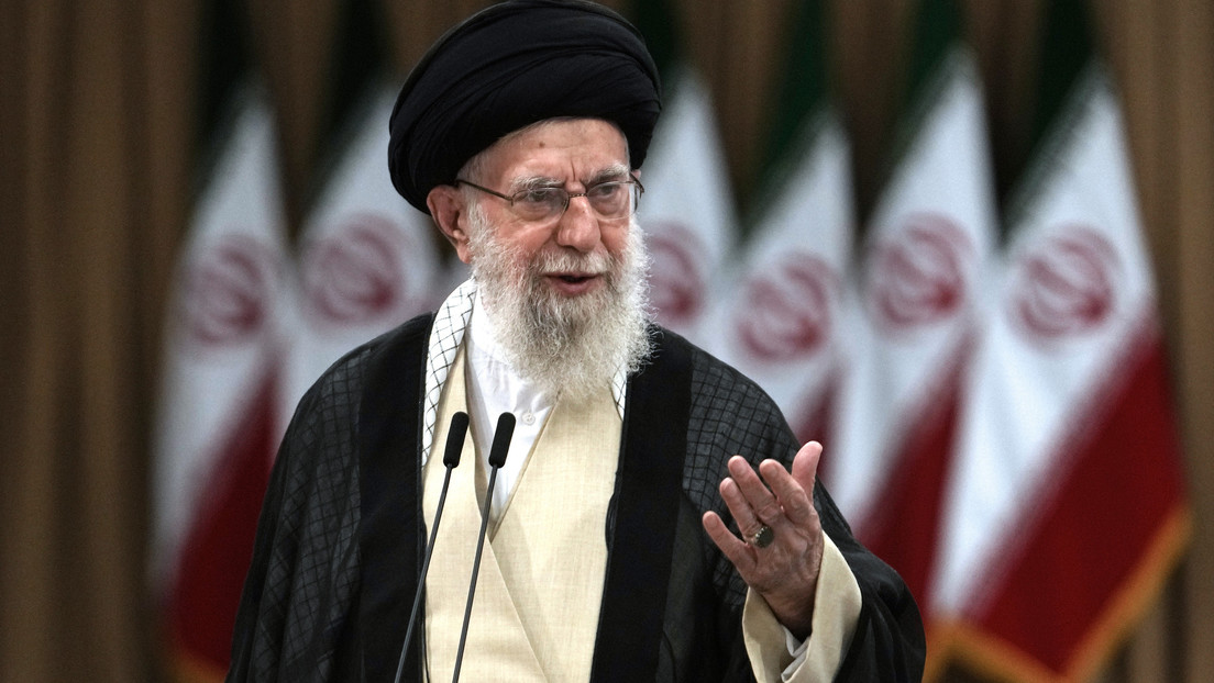 «Vencimos a EE. UU. y le dimos una fuerte bofetada», líder supremo de Irán