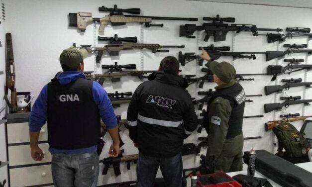 Argentina autoriza a civiles compra de armas semiautomáticas y de asalto