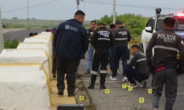 Hombre fue baleado y colgado en puente de Ecuador