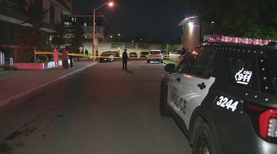 Tiroteo deja siete heridos en vecindario de Toronto, Canadá.