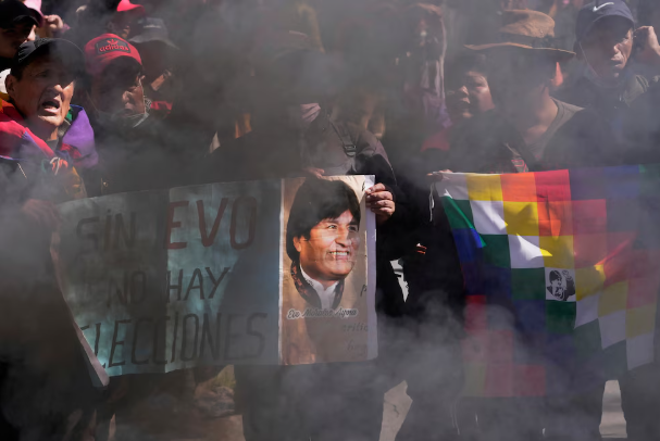 Partidarios de Evo Morales realizarán una “pausa humanitaria” en sus bloqueos de carreteras en Bolivia