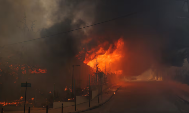 Atenas en alerta máxima por incendios forestales