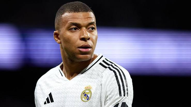 Mbappé está internado por un cuadro de gastroenteritis aguda en Miami