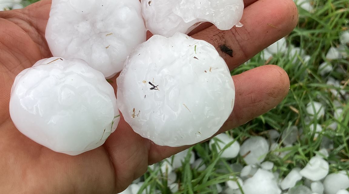 Fuerte tormenta con granizos azotó Italia