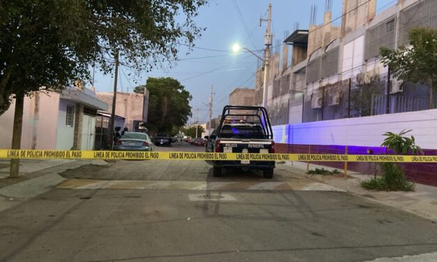 Ejecutan a dos hombres a un costado de una escuela en Antonio Nakayama, Culiacán, México