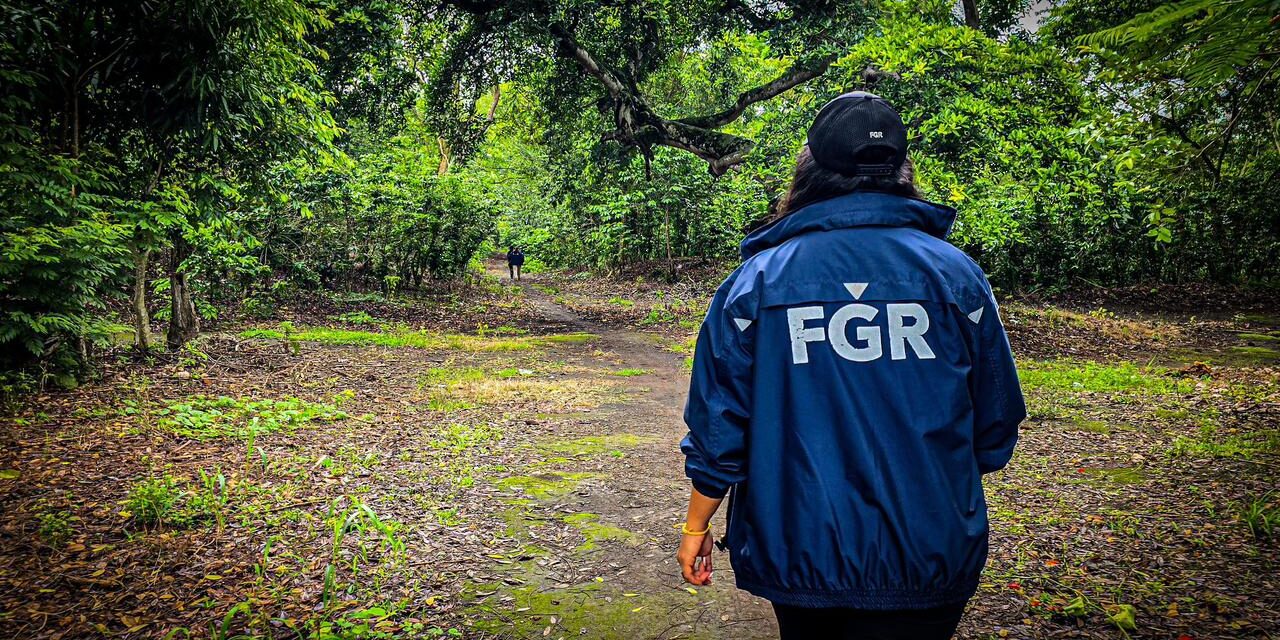 Exhuman 11 cuerpos de fosas clandestinas en El Salvador