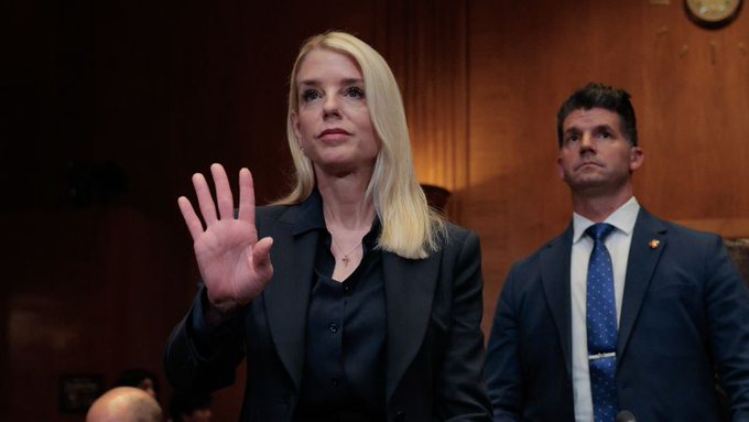 Estados Unidos llama “adversario extranjero” a México y desata crisis diplomática