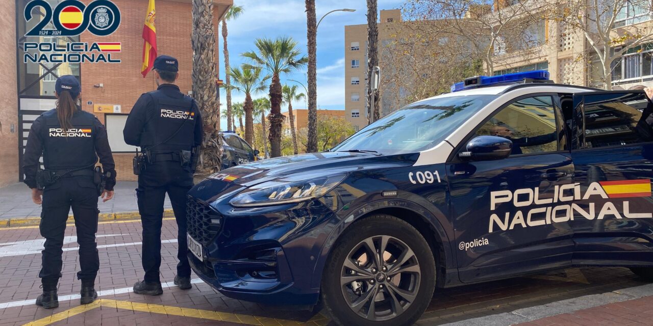 Magrebíes son detenidos por acosar a una mujer y regresar con una bomba en España
