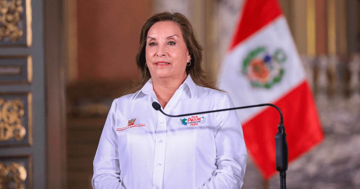 Presidenta de Perú aumenta al doble su salario mensual.