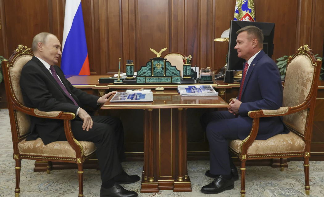 Ministro ruso se suicida horas después de que Vladimir Putin lo despidiera