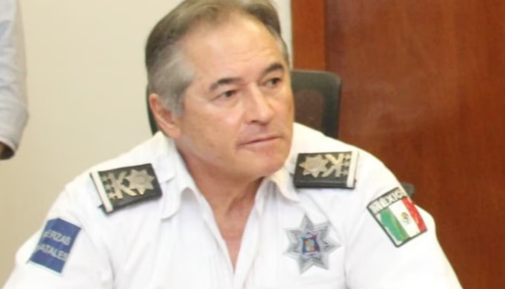 Interpol emite ficha roja para exfuncionario mexicano ligado al crimen organizado