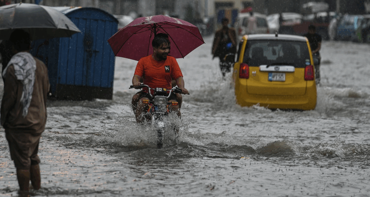 Mueren 54 personas en las últimas 24 horas por intensas lluvias en Pakistán