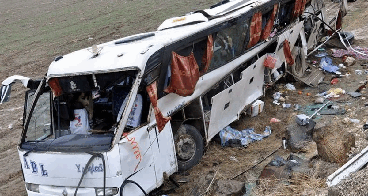Accidente de autobús deja al menos 21 muertos y 37 heridos en Irán