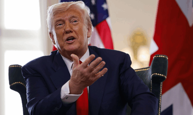 Trump da ultimátum a Rusia para que logre acuerdo de paz con Ucrania