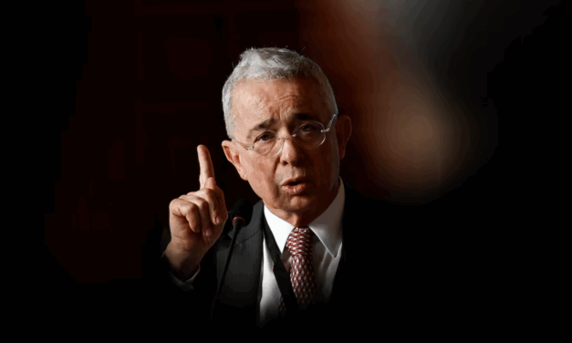 Expresidente colombiano, Álvaro Uribe, culpable de soborno y fraude