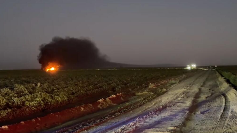 Piloto sobrevivió tras estrellarse su avión en California, EE. UU.