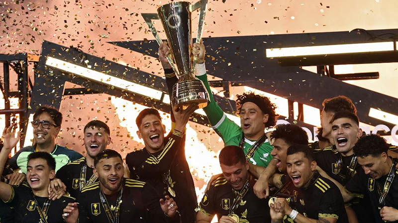 México es campeón de la Copa Oro tras ganarle a EE.UU